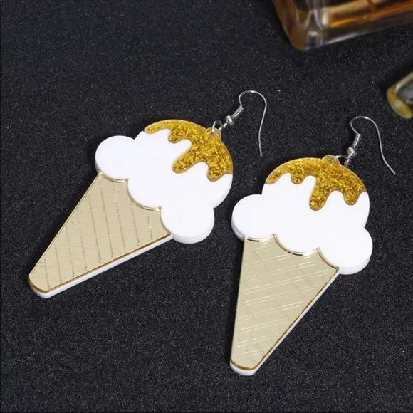 Earrings Gold Ice Cream Cone - Picture 4 of 5